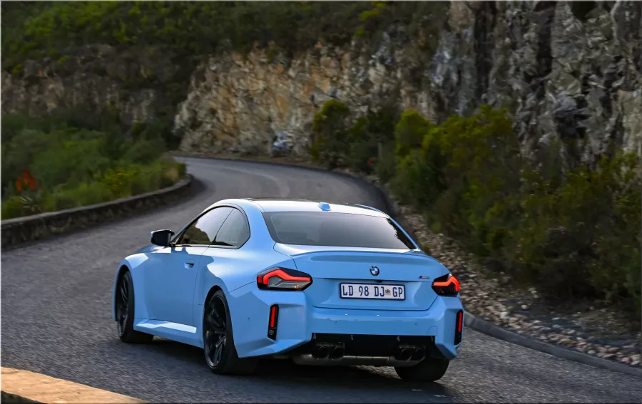 2023 BMW M2