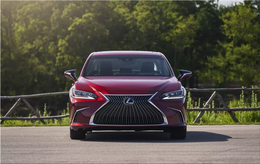 2024 Lexus ES