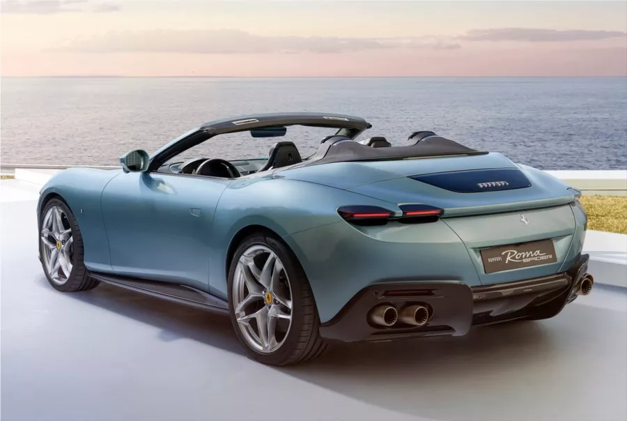 Ferrari Roma Spider