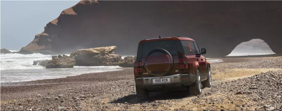 Land Rover Defender 130