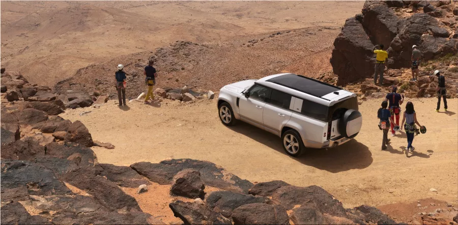 Land Rover Defender 130