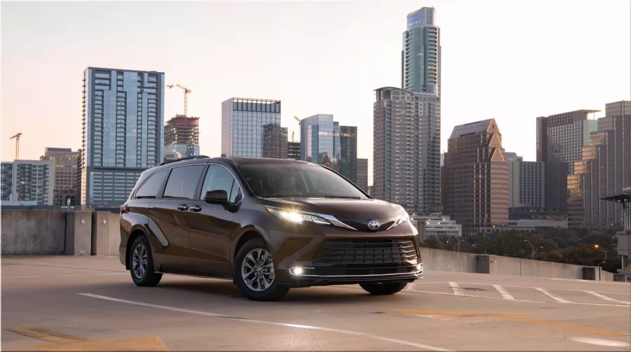 2024 Toyota Sienna Hybrid