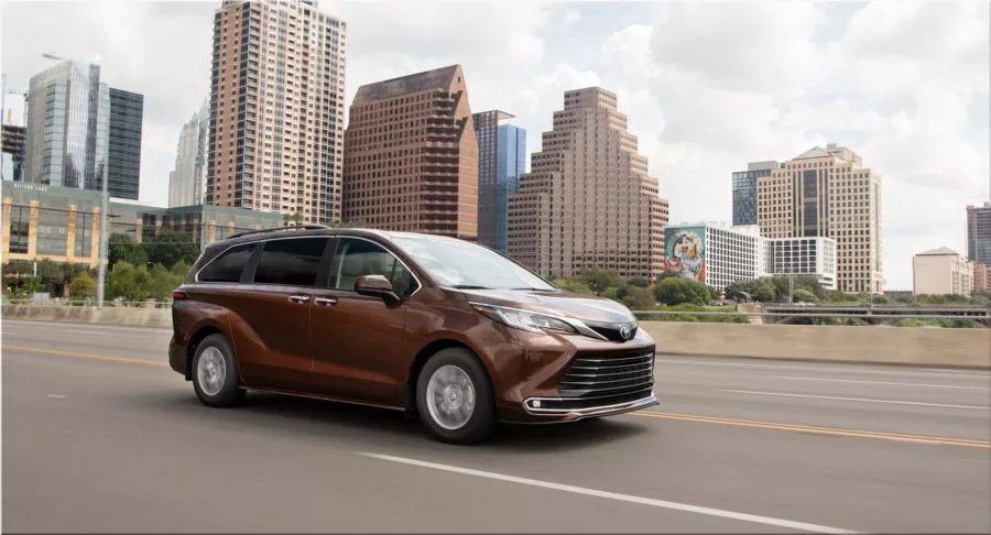2024 Toyota Sienna Hybrid
