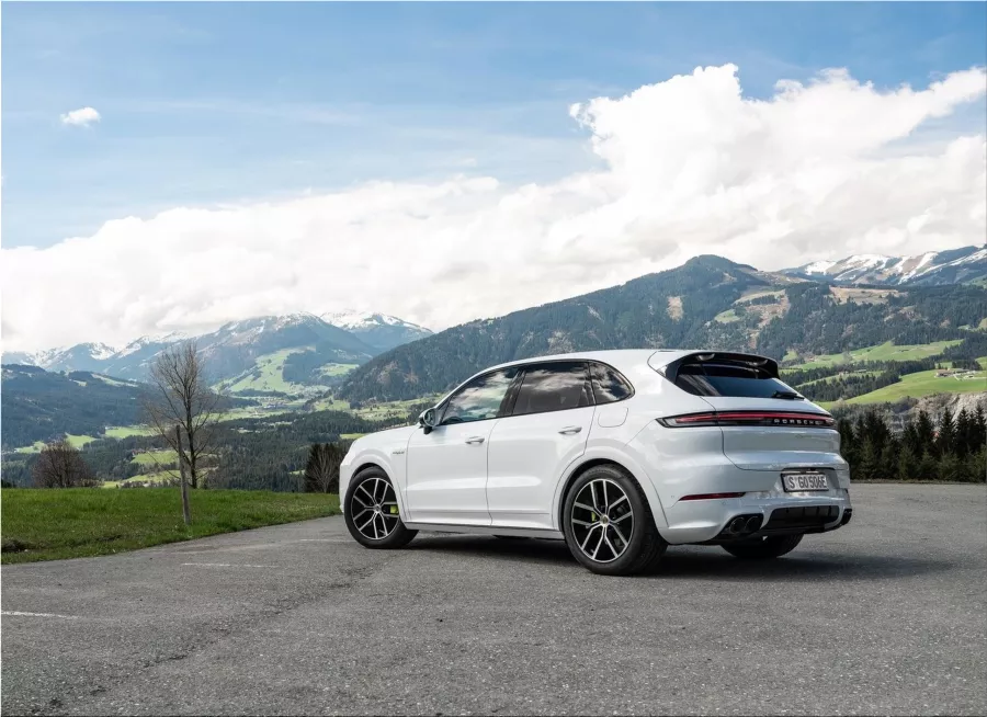 Porsche Cayenne E-Hybrid