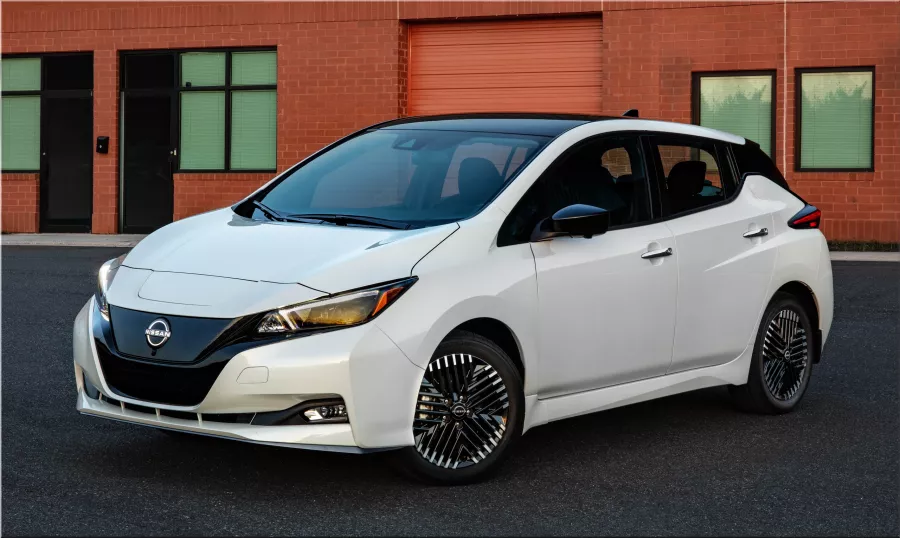 2025 Nissan Leaf