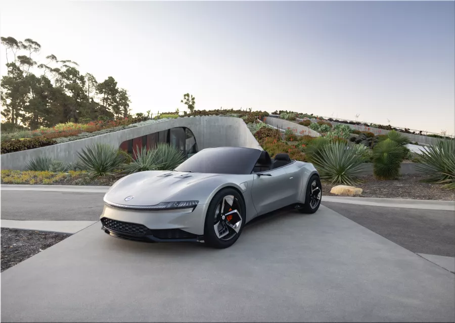 2025 Fisker Ronin