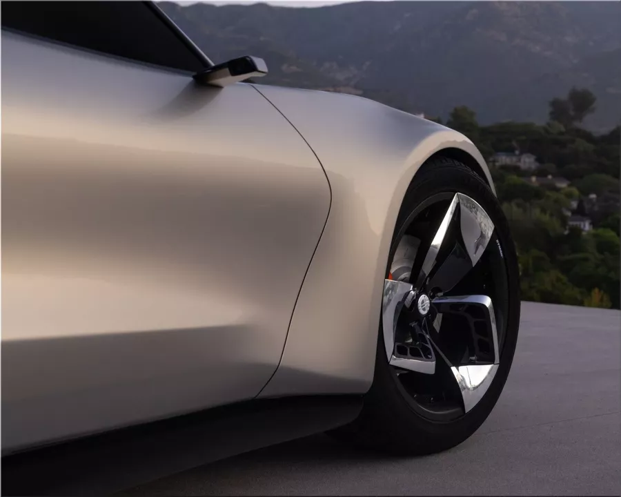 2025 Fisker Ronin