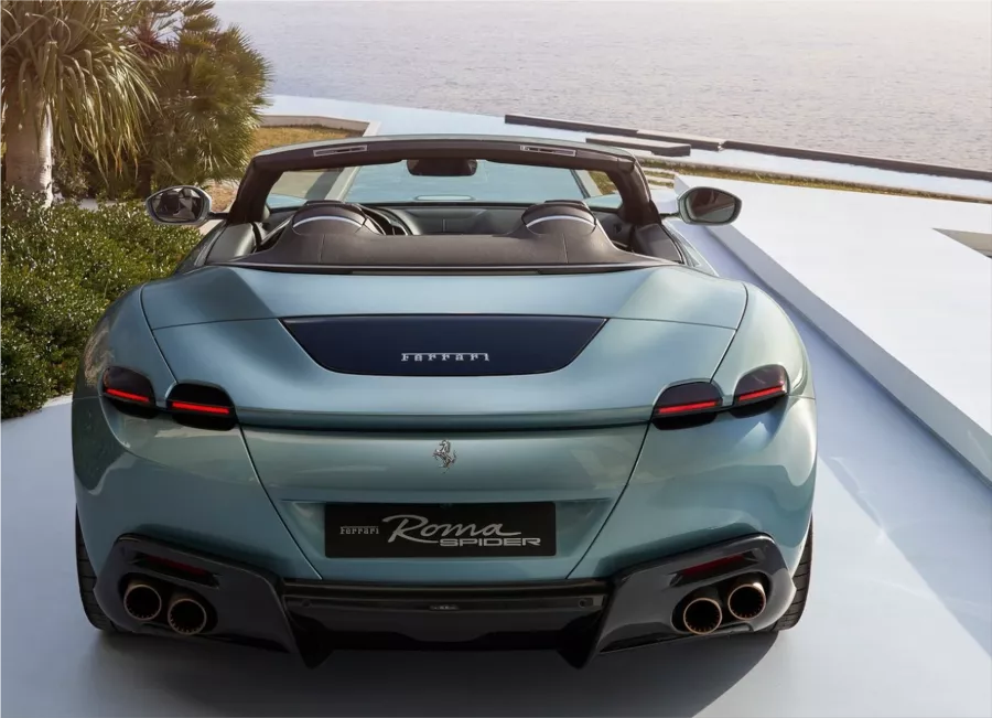 Ferrari Roma Spider