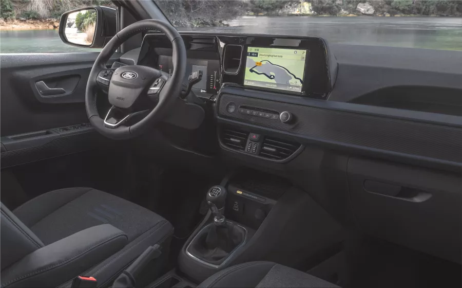 Ford E-Tourneo Courier