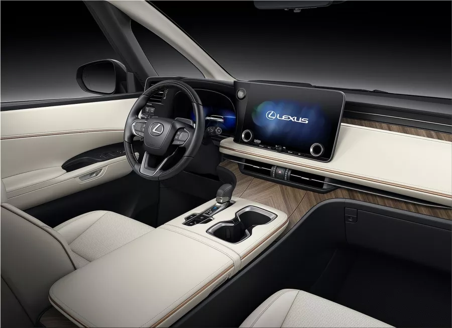 Lexus LM