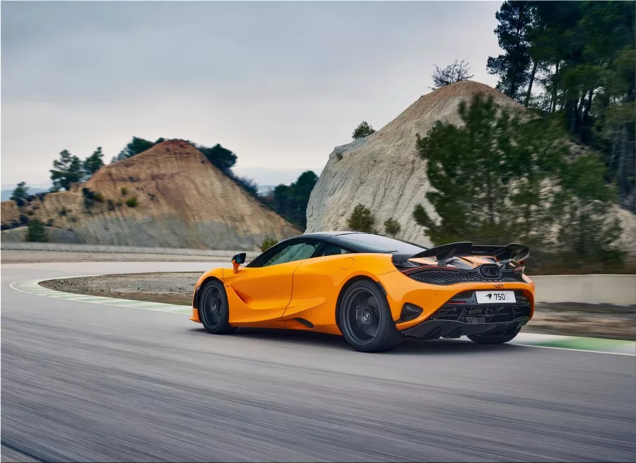 McLaren 750S