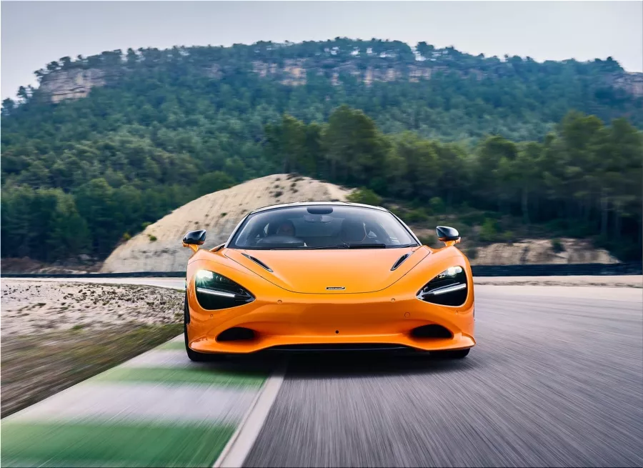 McLaren 750S