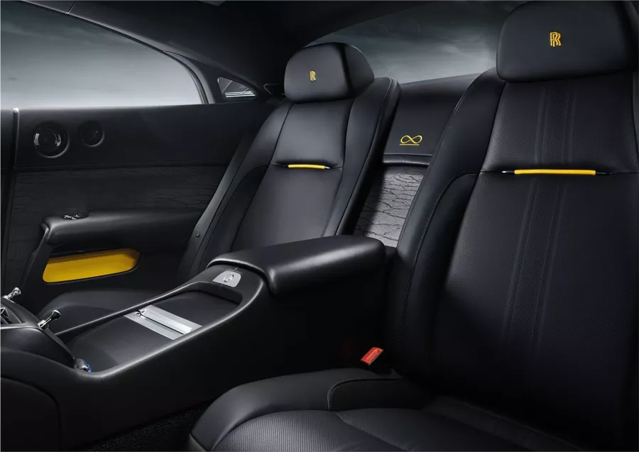 Rolls-Royce Wraith Black Arrow