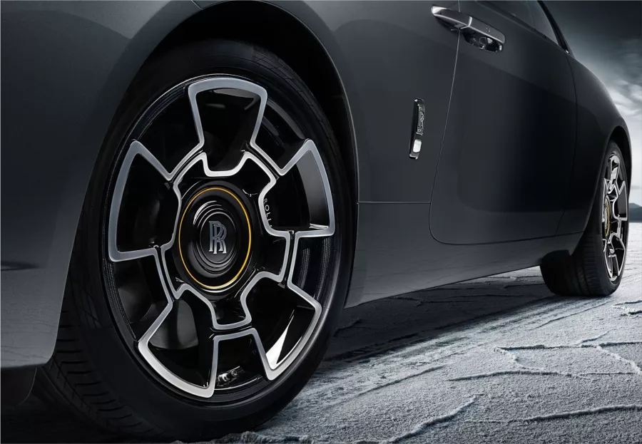 Rolls-Royce Wraith Black Arrow