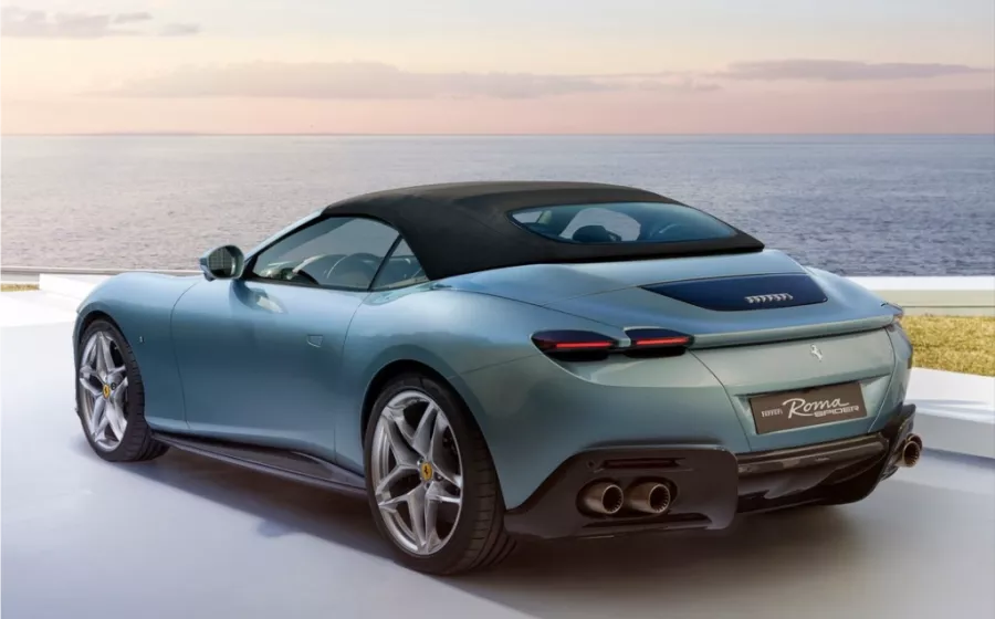 Ferrari Roma Spider