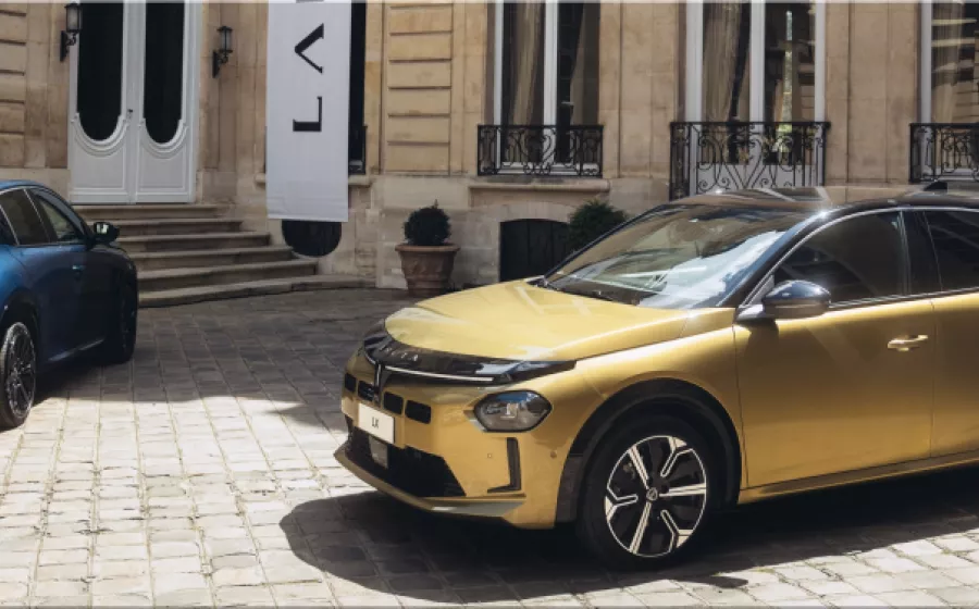 Explore the New Lancia Ypsilon: Hybrid and Electric Models in France